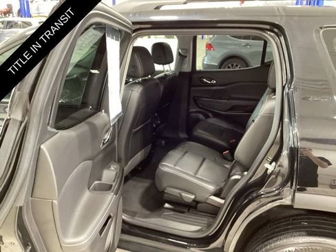 Used 2023 GMC Acadia SLT w/ Elevation Edition AWD/4WD image 12
