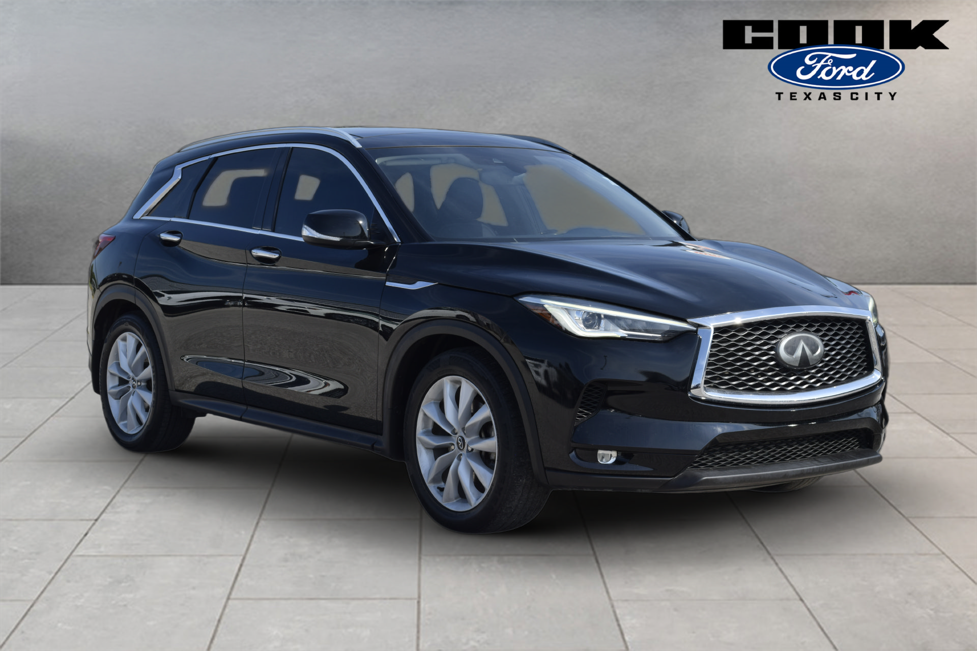 Used 2019 INFINITI QX50 Luxe w/ Cargo Package AWD/4WD image 2