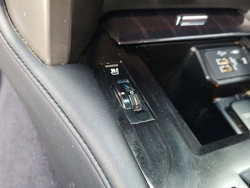 Used 2021 Lexus GX 460 Premium image 23