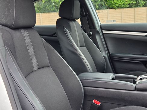 Used 2019 Honda Civic Sport image 30