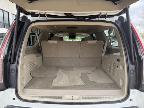Used 2016 Cadillac Escalade ESV Premium AWD/4WD image 15