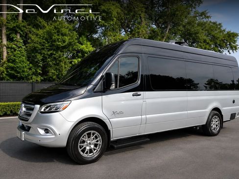 Used 2021 Mercedes-Benz Sprinter 3500 image 1