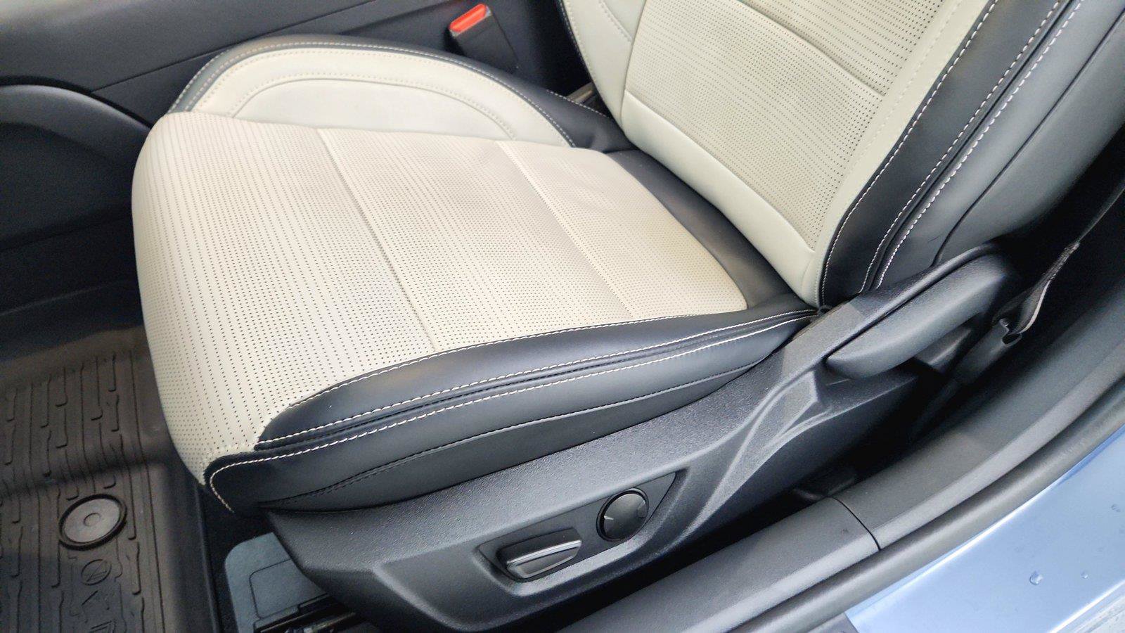 Used 2025 Ford Mustang GT Premium RWD image 15