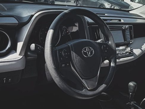 Used 2015 Toyota RAV4 XLE FWD image 2