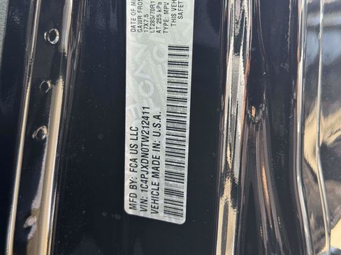 Used 2026 Jeep Wrangler Unlimited Sport AWD/4WD image 31