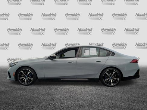 Used 2025 BMW i5 M60 AWD/4WD image 7