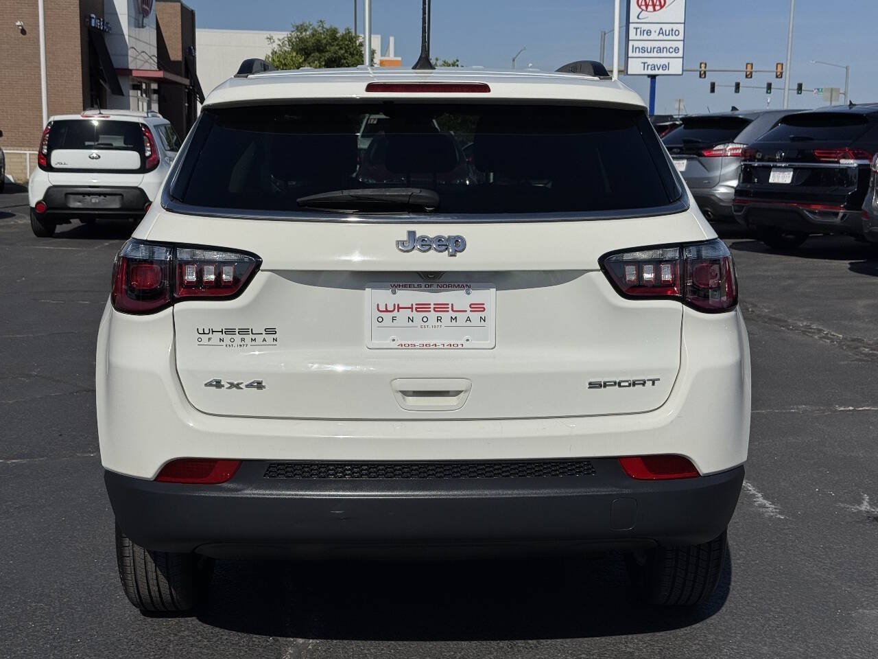 Used 2020 Jeep Compass Sport AWD/4WD image 6