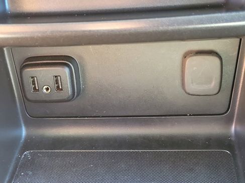 Used 2021 Chevrolet Colorado W/T w/ WT Convenience Package image 33