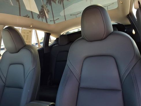 Used 2023 Tesla Model Y Long Range image 29