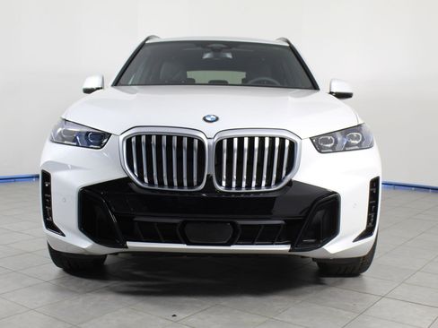 New 2026 BMW X5 xDrive40i w/ M Sport Package image 6