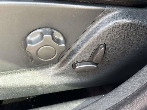 Used 2018 Ford EcoSport Titanium w/ Titanium Cold Weather Package image 26