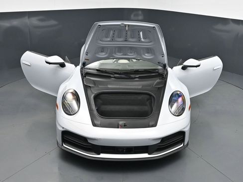 Certified 2025 Porsche 911 Carrera S RWD image 32