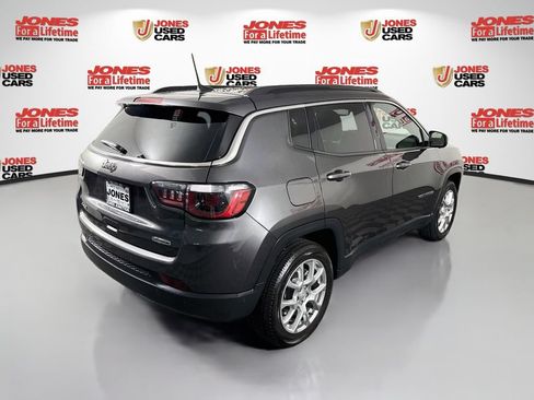 Used 2023 Jeep Compass Latitude AWD/4WD image 15