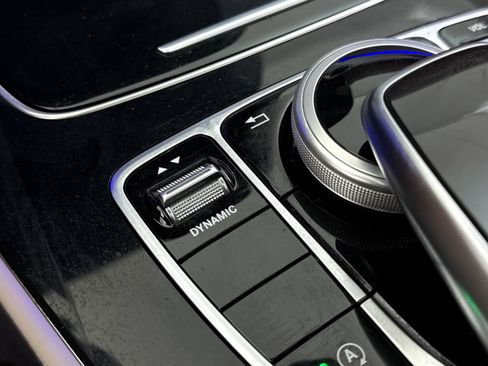 Used 2019 Mercedes-Benz E 300 image 11