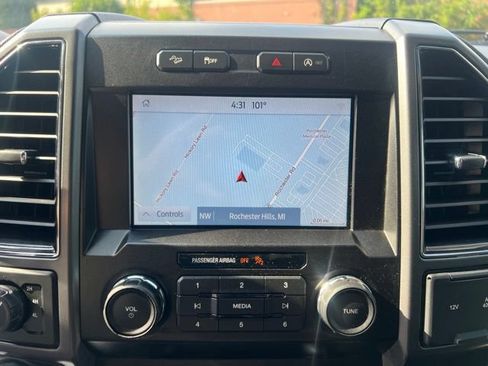 Used 2020 Ford F150 XLT w/ Equipment Group 302A Luxury AWD/4WD image 26