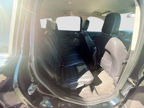 Used 2018 Ford Escape SEL image 28