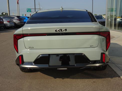 Used 2026 Kia K4 GT-Line w/ GT-Line Premium Package FWD image 4