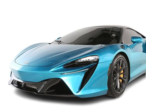 Used 2023 McLaren Artura RWD image 8