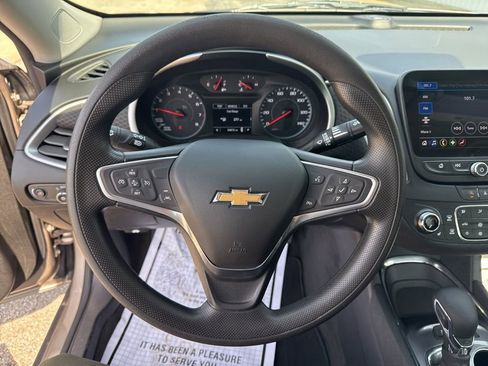 Used 2023 Chevrolet Malibu LT w/ Driver Confidence Package image 18