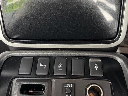 Used 2019 Mitsubishi Outlander SEL AWD/4WD image 15