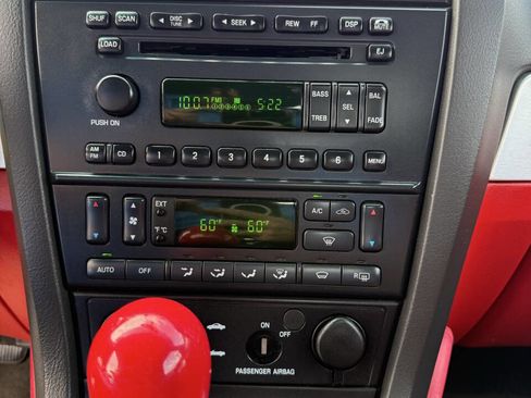 Used 2002 Ford Thunderbird Deluxe image 23
