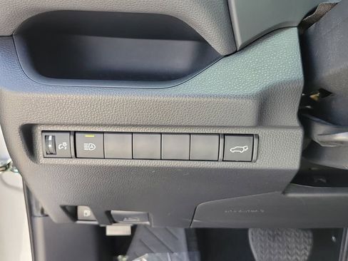 Used 2024 Toyota RAV4 XLE w/ Convenience Package image 28