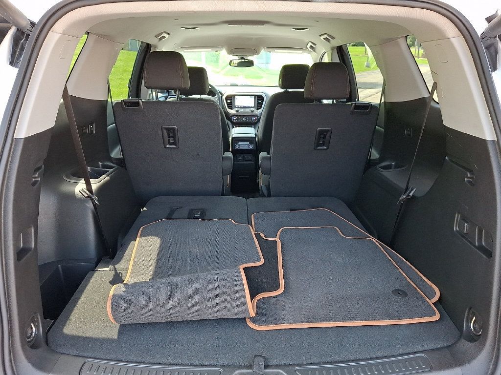 Used 2023 GMC Acadia AT4 AWD/4WD image 30