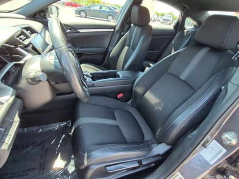 Used 2020 Honda Civic Sport image 11