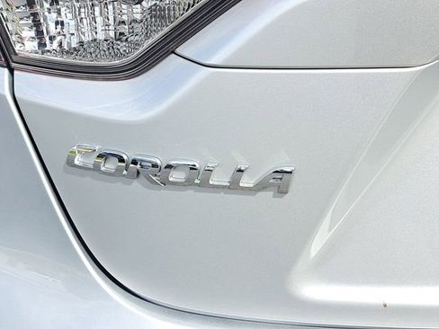 Used 2023 Toyota Corolla LE image 8