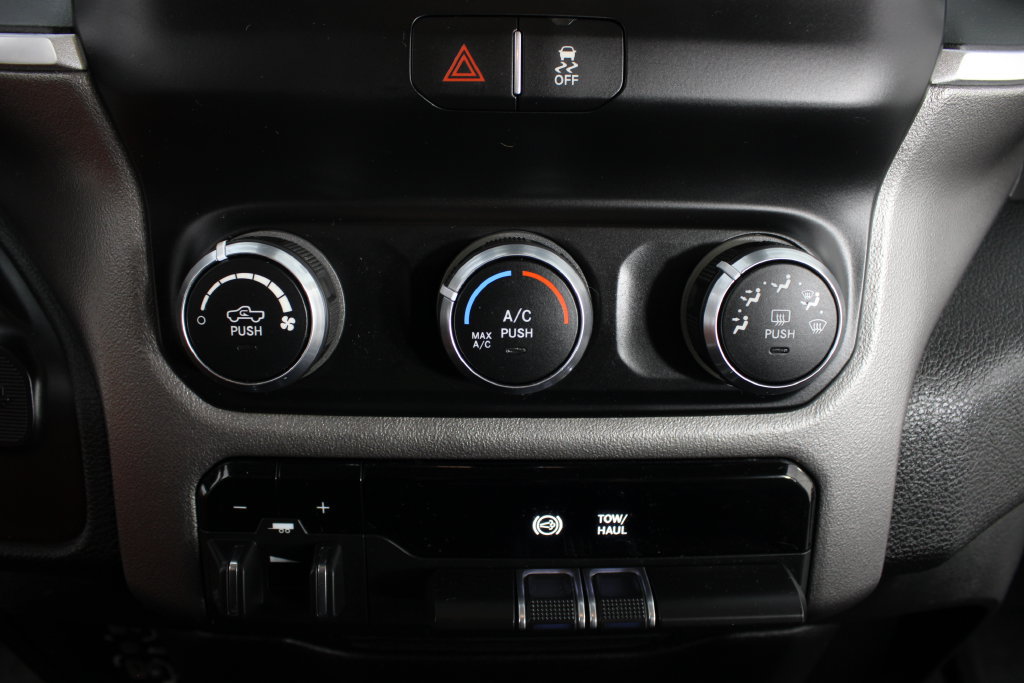 Used 2019 RAM 2500 Big Horn AWD/4WD image 12