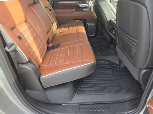 New 2026 GMC Sierra 2500 Denali Ultimate image 31