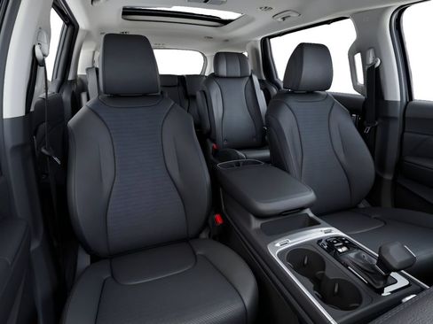 New 2026 Kia Carnival SX Prestige FWD image 15