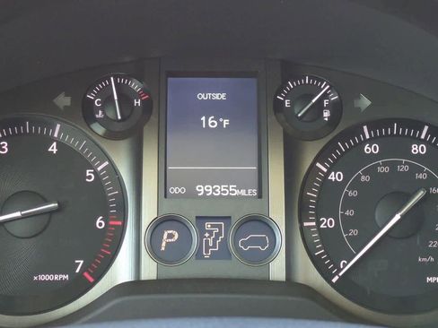 Used 2012 Lexus GX 460 image 26