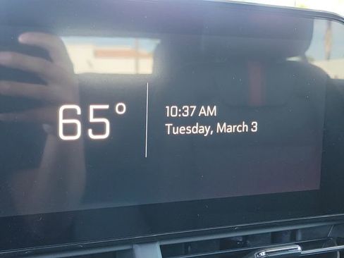 New 2026 Chevrolet Trax RS w/ Sunroof Package image 12