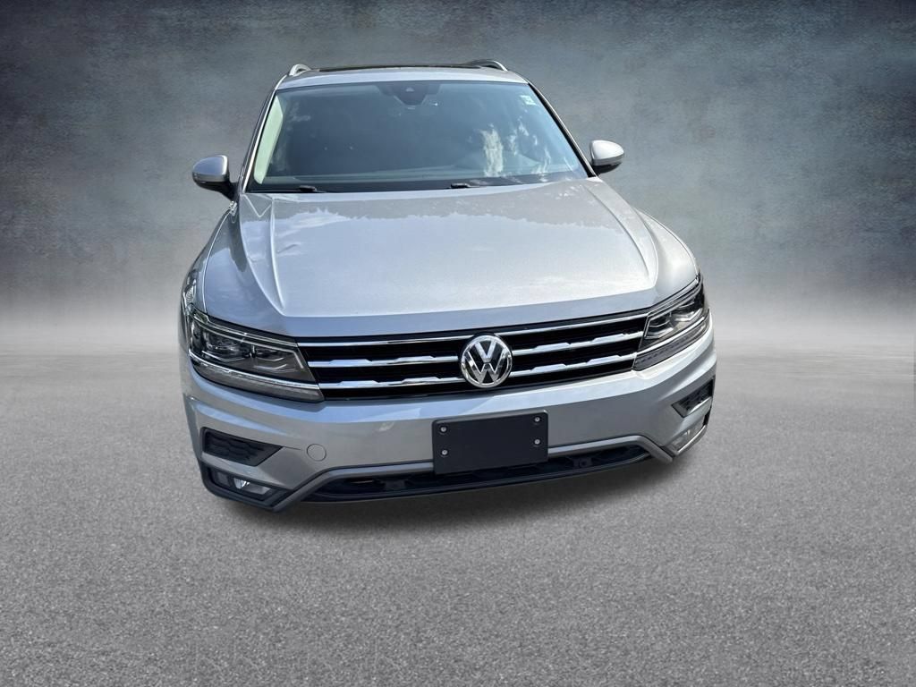 Used 2020 Volkswagen Tiguan SEL w/ 3rd Row Seat Package AWD/4WD image 12