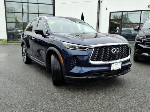 Certified 2023 INFINITI QX60 Luxe w/ Cargo Package AWD/4WD image 3