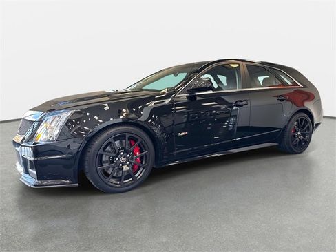 Used 2014 Cadillac CTS V image 2