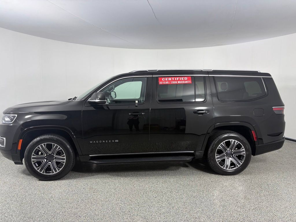 Used 2023 Jeep Wagoneer 4WD w/ Premium Group I image 4