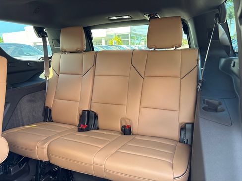 New 2026 Cadillac Escalade Luxury w/ Touring Package AWD/4WD image 12