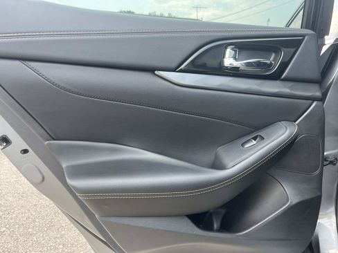 Used 2019 Nissan Maxima 3.5 SL w/ Floor Mat Group FWD image 19