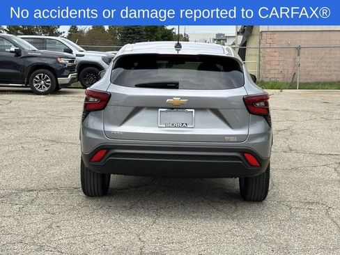 Certified 2024 Chevrolet Trax LS w/ LS Convenience Package FWD image 6