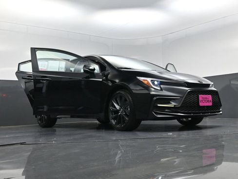 Used 2026 Toyota Corolla SE image 26