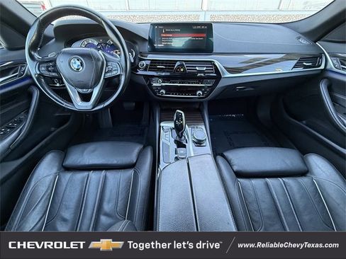 Used 2019 BMW 530i xDrive w/ Convenience Package image 11
