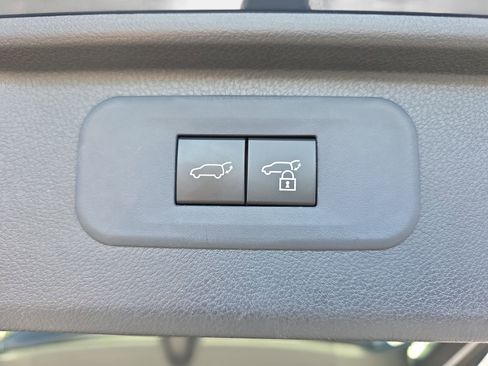 Used 2025 Toyota Grand Highlander AWD image 14