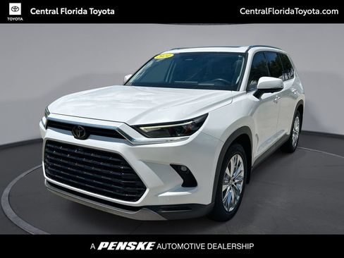 Used 2024 Toyota Grand Highlander AWD image 1