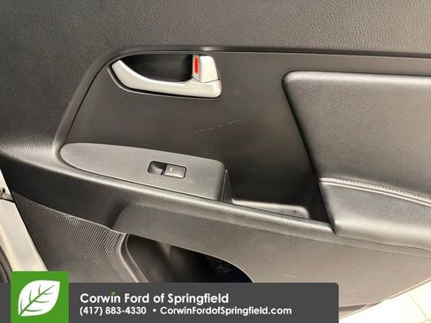 Used 2014 Kia Sportage LX image 19