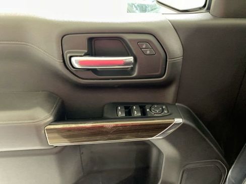 Used 2022 Chevrolet Silverado 1500 LT AWD/4WD image 26