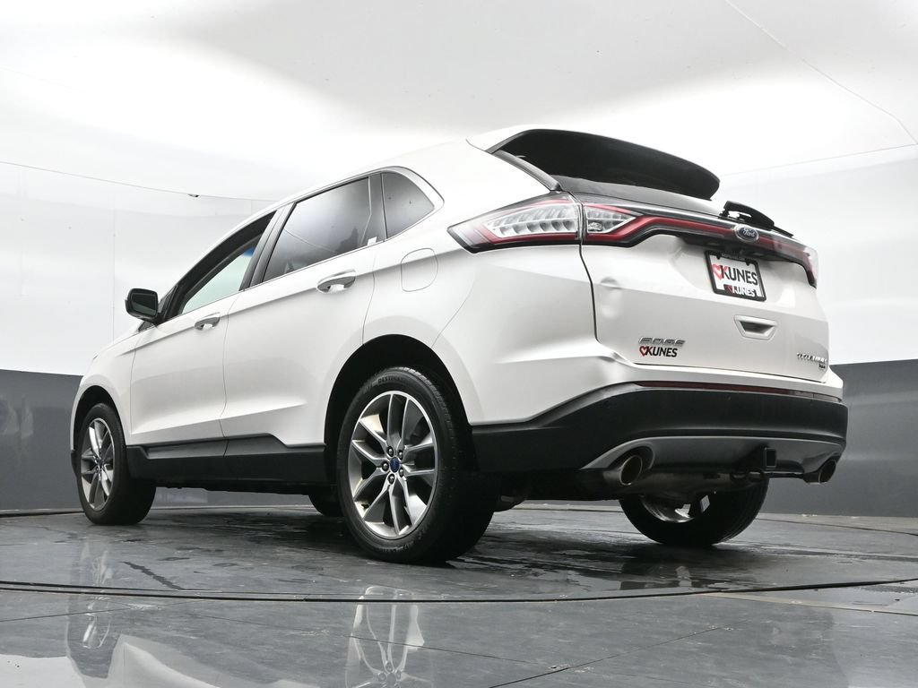 Used 2016 Ford Edge Titanium w/ Equipment Group 301A AWD/4WD image 47