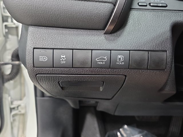 Used 2020 Toyota Camry SE AWD/4WD image 26