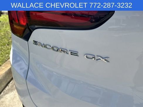 Certified 2023 Buick Encore GX Select FWD image 9